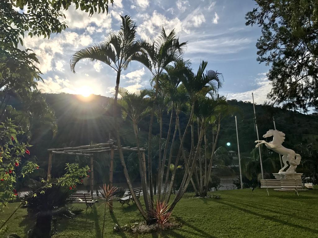 Cavalinho Branco Apartamento Águas de Lindóia エクステリア 写真
