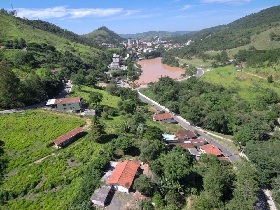 Cavalinho Branco Apartamento Águas de Lindóia エクステリア 写真